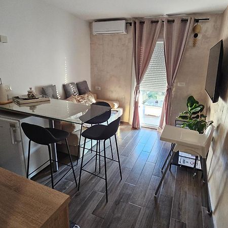 Apartment Natalia Valbandon Экстерьер фото