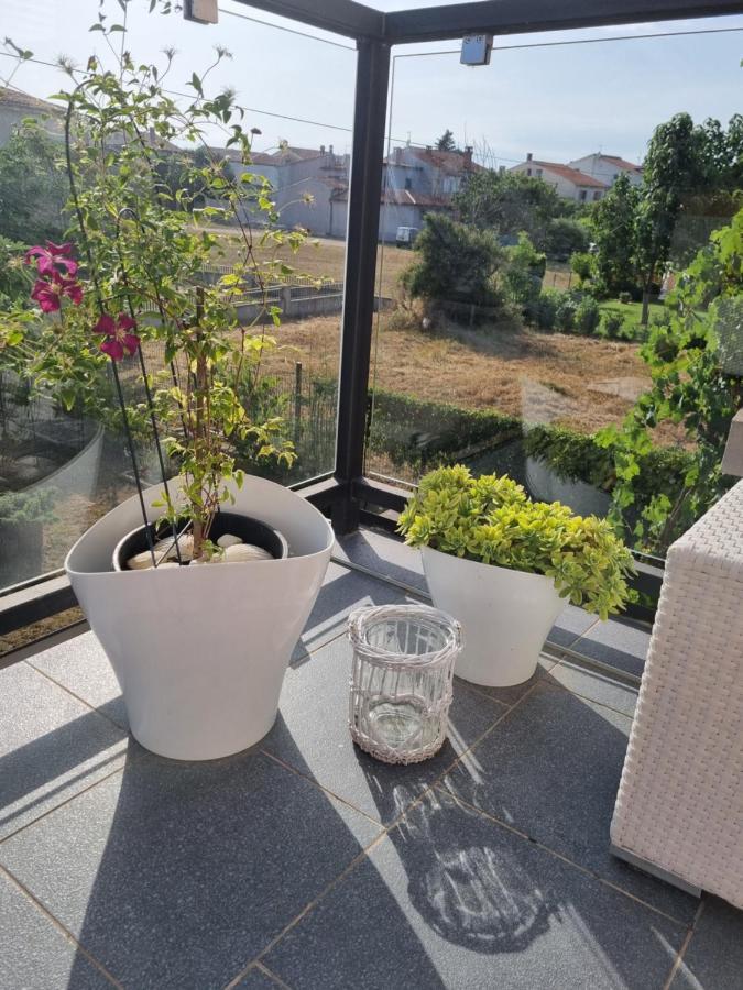Apartment Natalia Valbandon Экстерьер фото